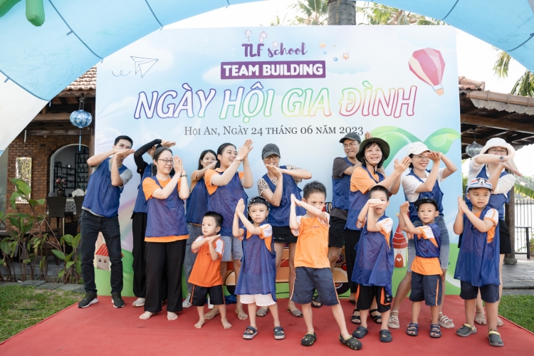 ĐẶC SẮC TEAM BUILDING - TLF SCHOOL ĐẶC SẮC TEAM BUILDING - TLF SCHOOL